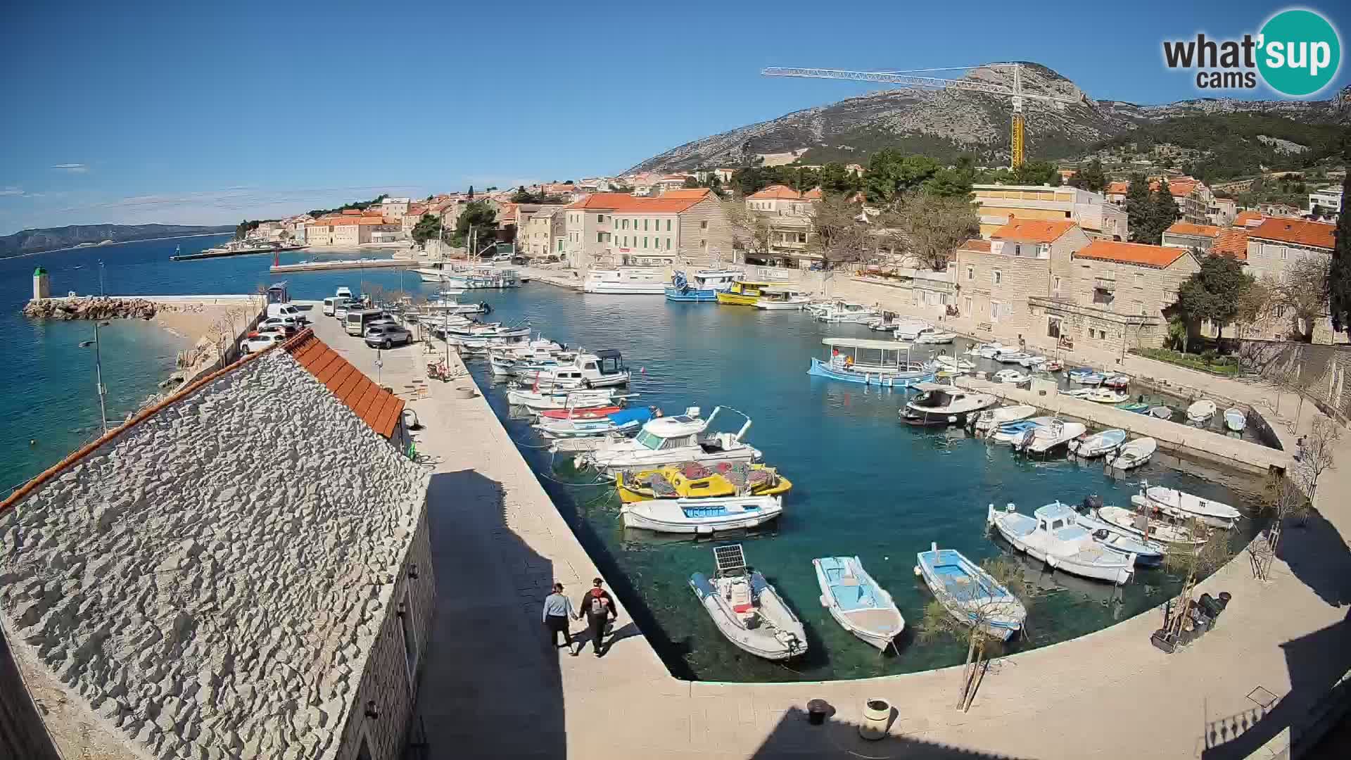 Webcam Bol Harbour – Live View of Bol Riva & Marina