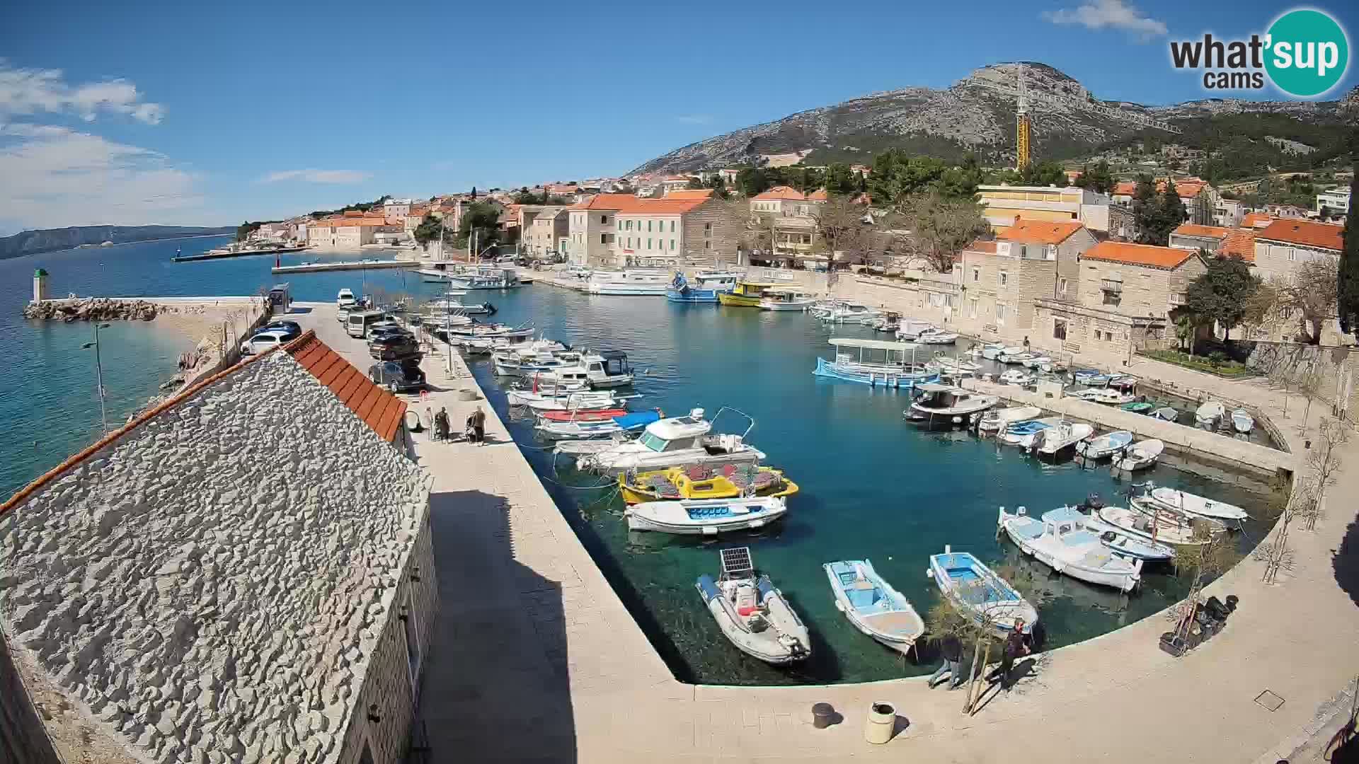 Webcam Bol Hafen – Liveblick auf Bol Riva & Marina