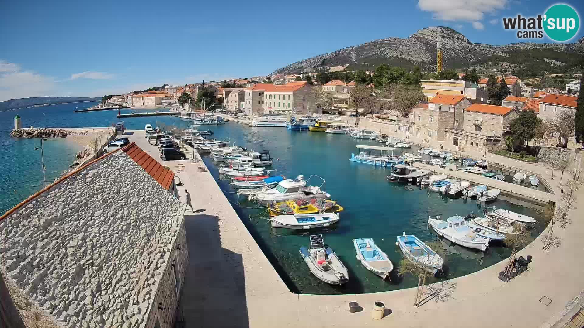 Webcam Bol Harbour – Live View of Bol Riva & Marina