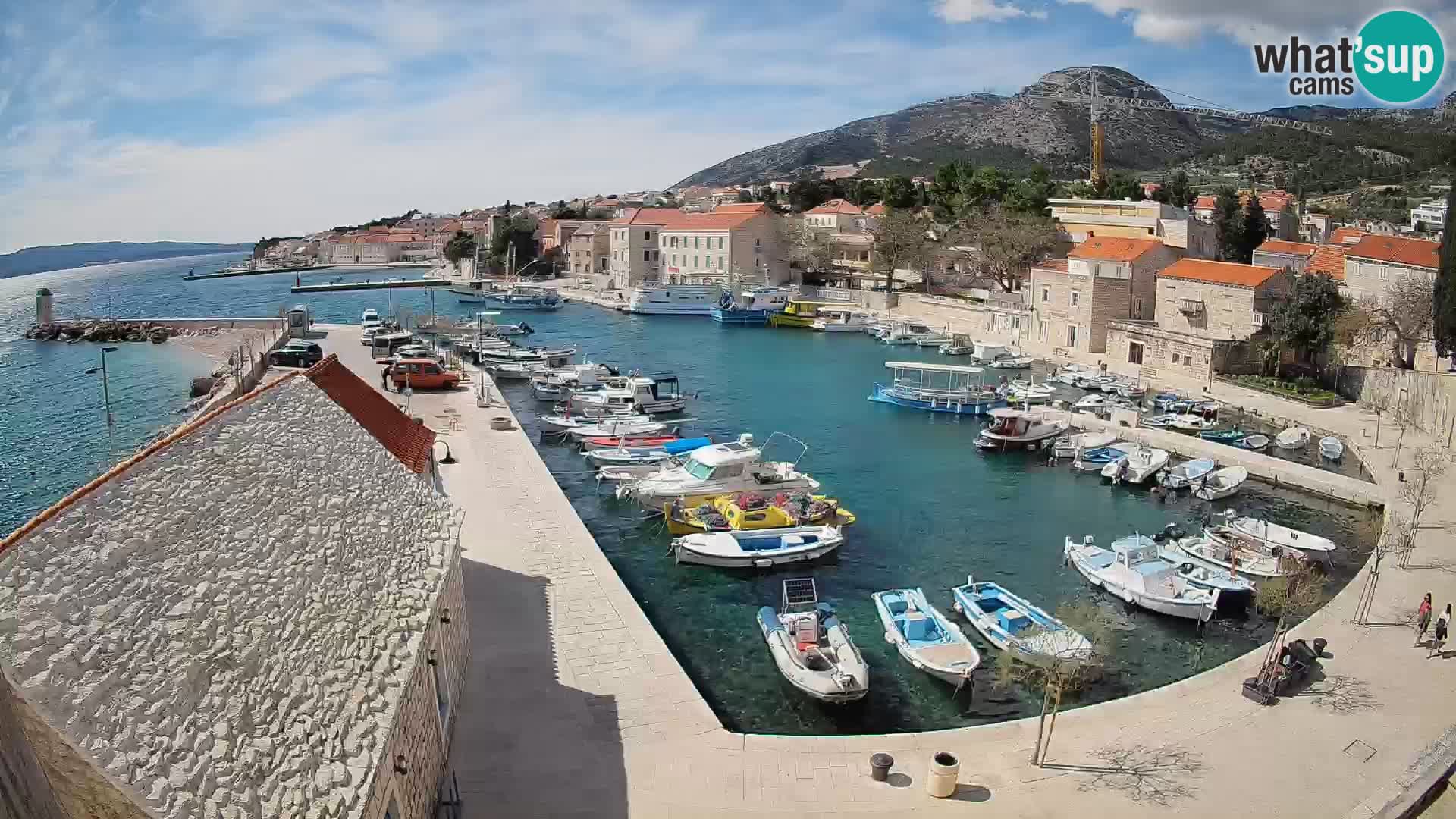 Webcam Bol Harbour – Live View of Bol Riva & Marina