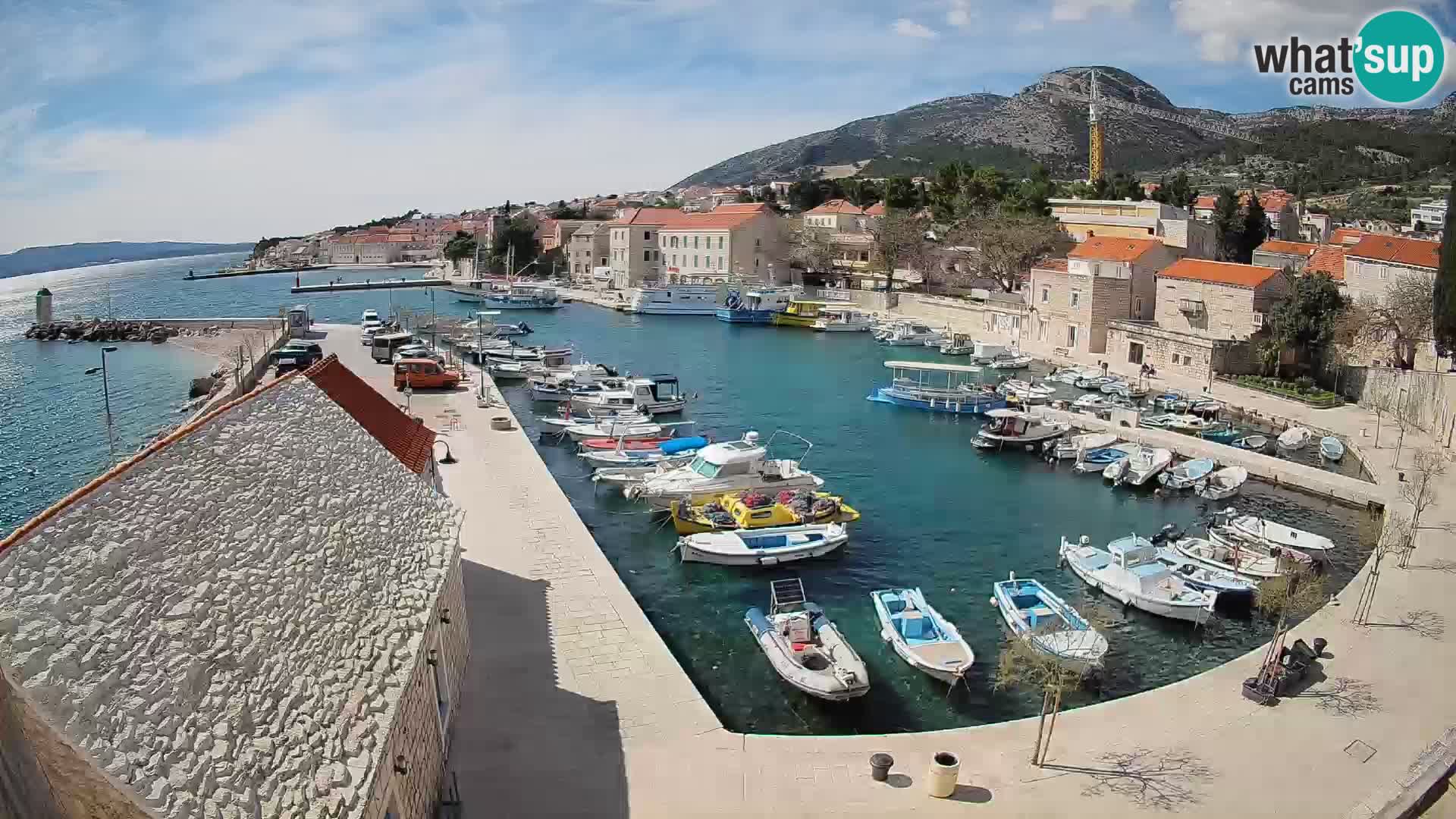 Webcam Bol Harbour – Live View of Bol Riva & Marina