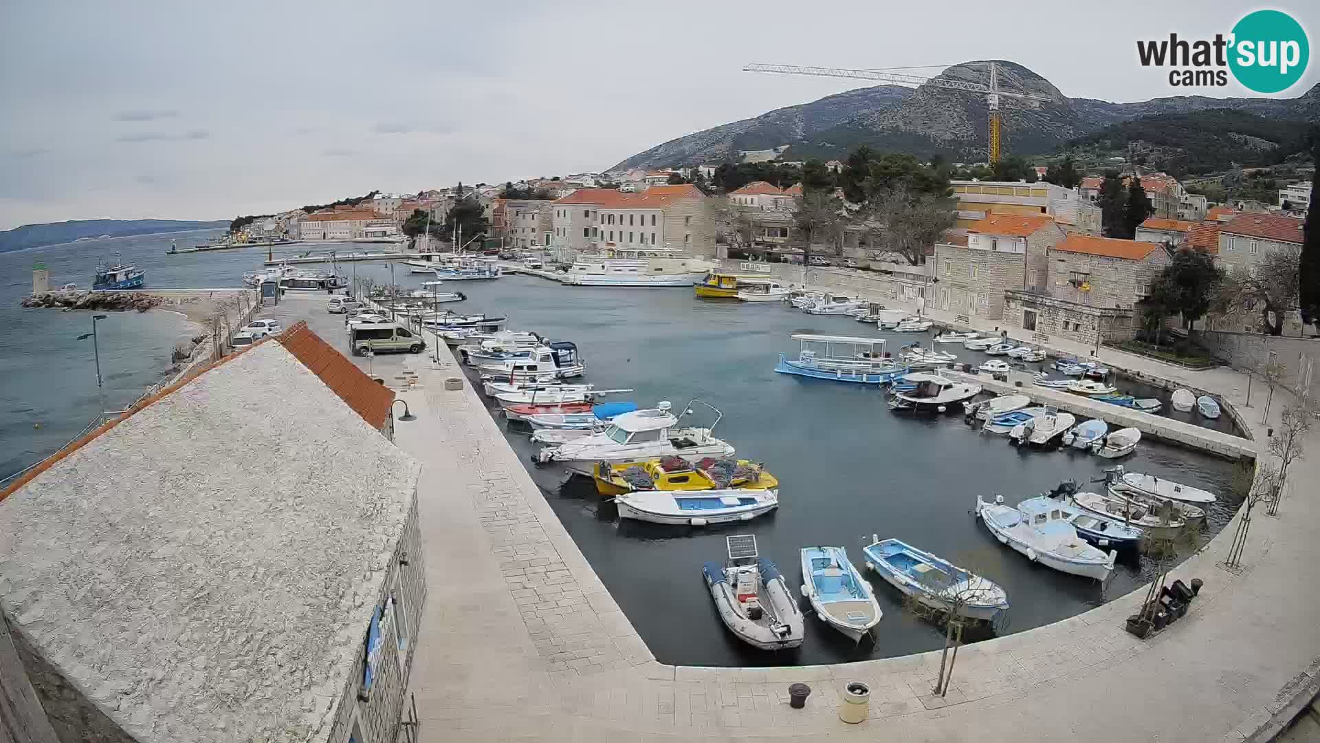 Webcam Bol Harbour – Live View of Bol Riva & Marina