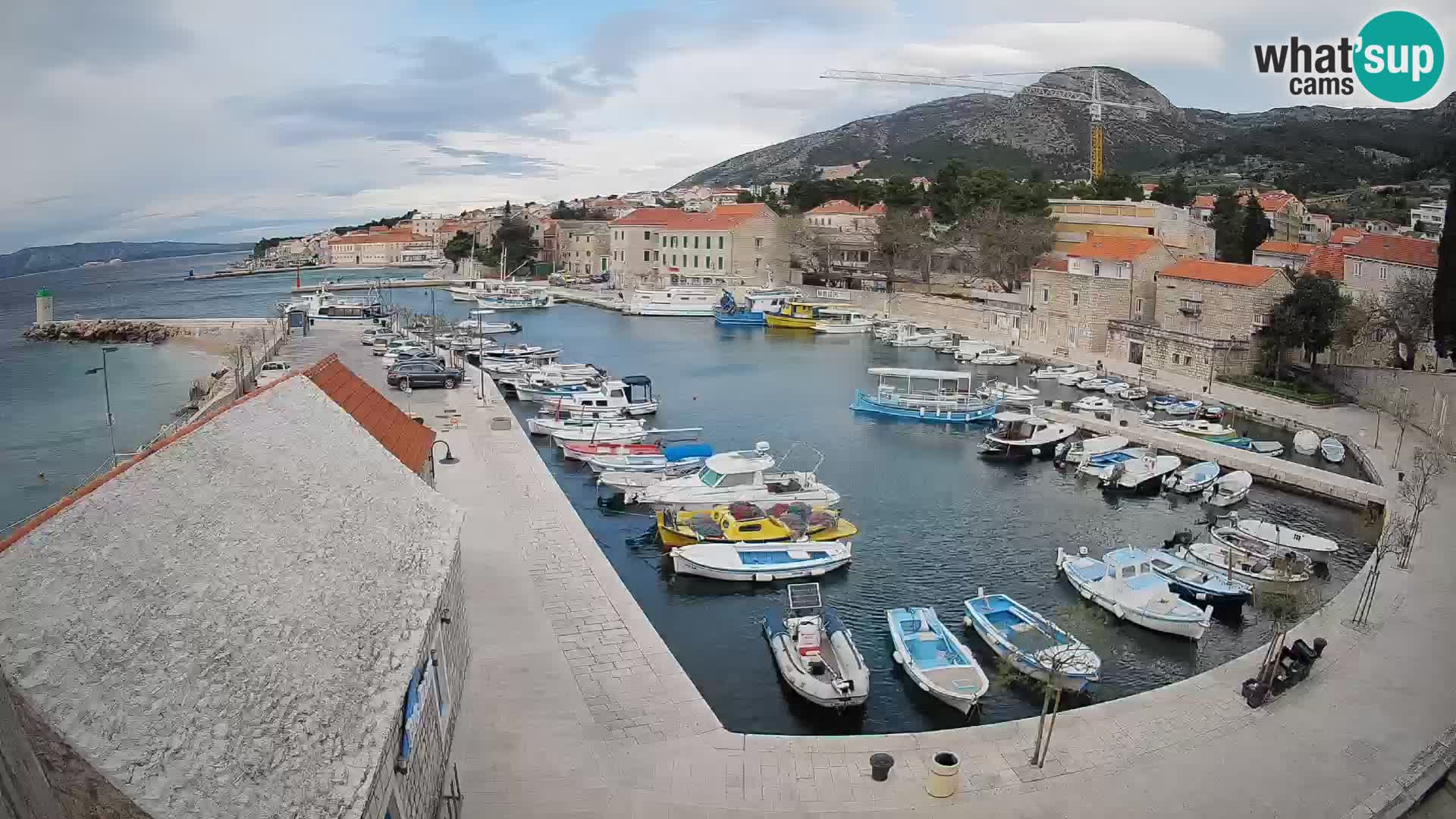 Webcam Bol Harbour – Live View of Bol Riva & Marina