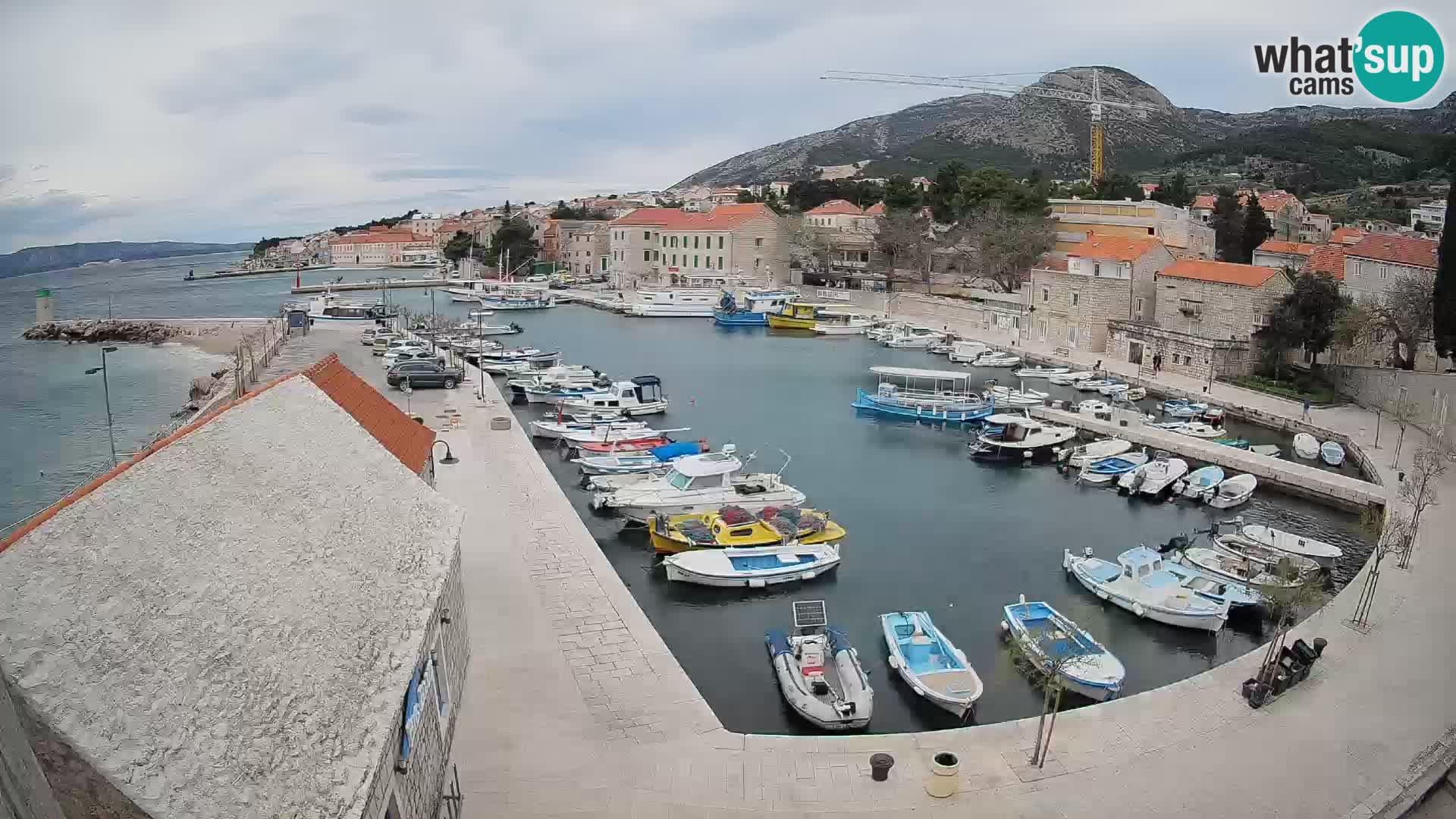 Webcam Bol Harbour – Live View of Bol Riva & Marina