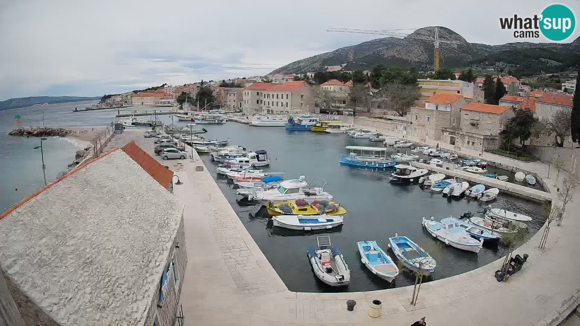 Webcam Bol Harbour – Live View of Bol Riva & Marina