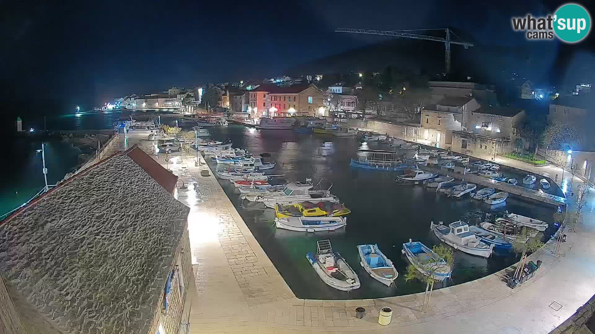 Webcam Bol Harbour – Live View of Bol Riva & Marina