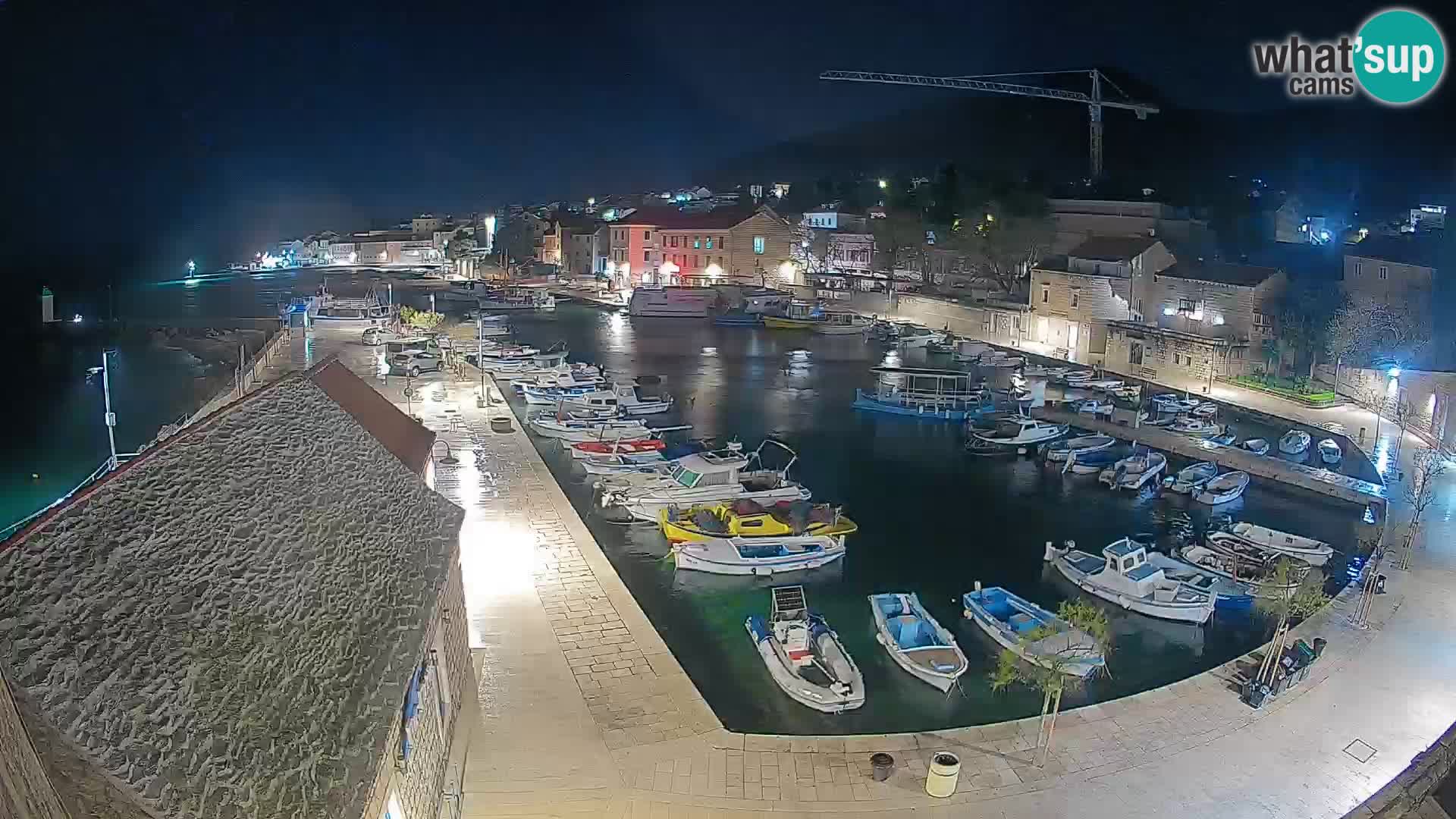 Webcam Bol Harbour – Live View of Bol Riva & Marina