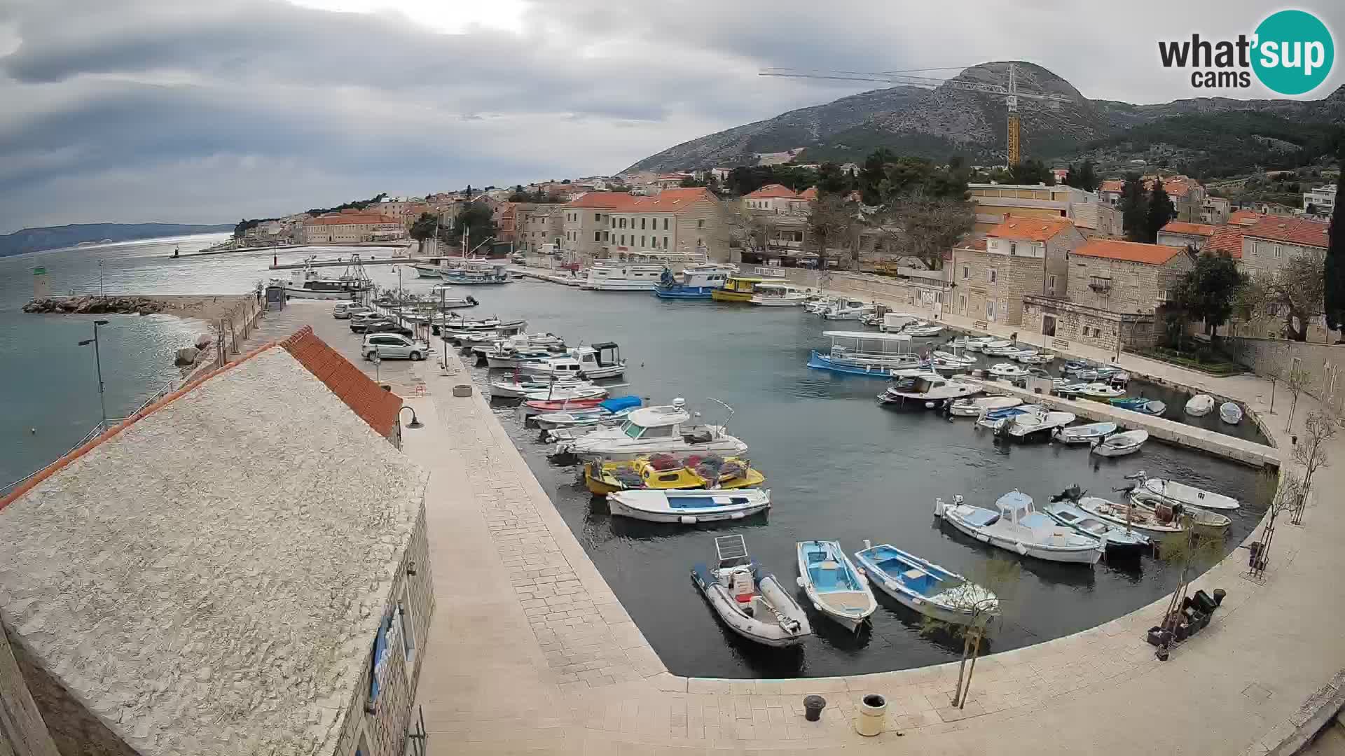Webcam Bol Harbour – Live View of Bol Riva & Marina