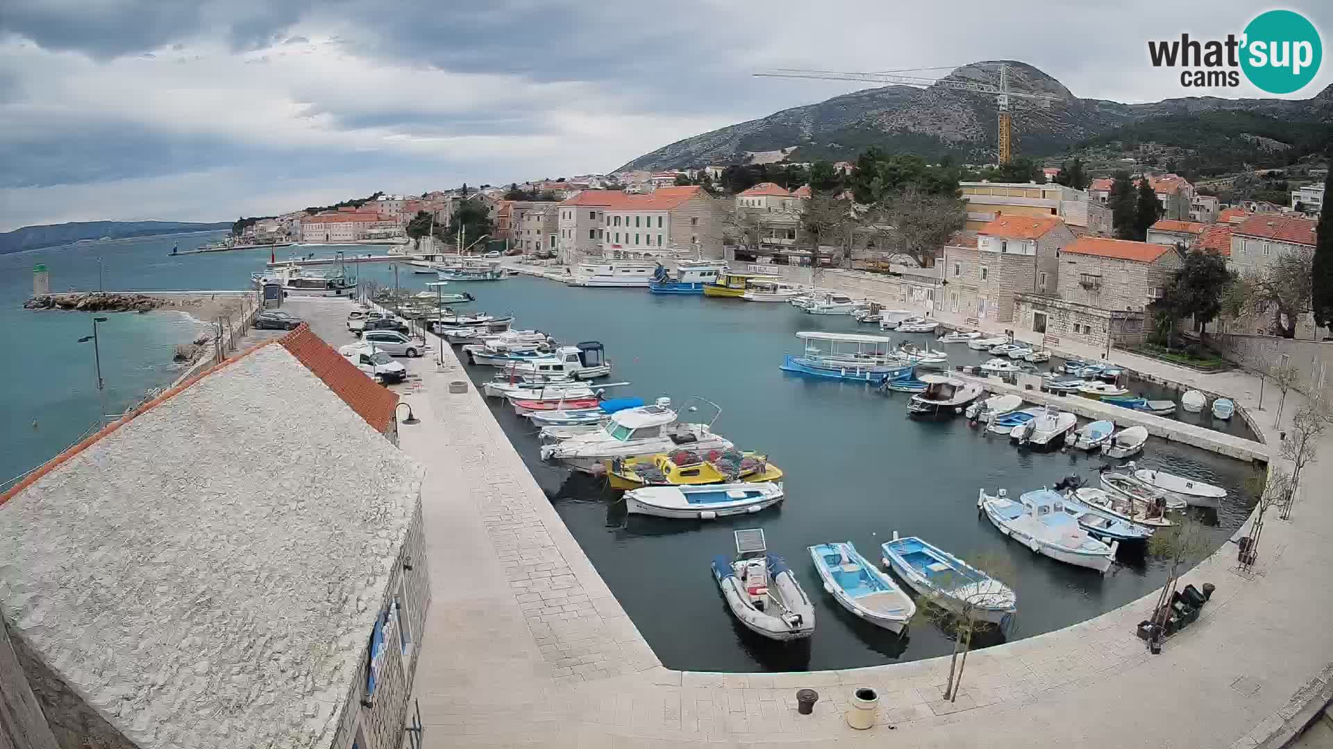 Webcam Bol Hafen – Liveblick auf Bol Riva & Marina