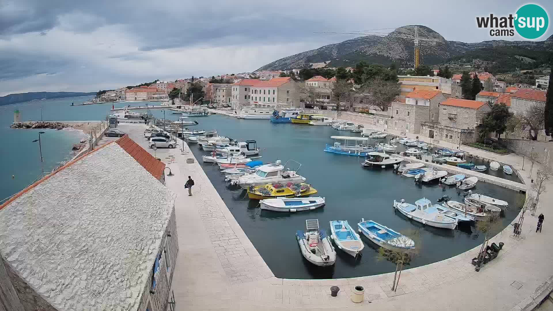 Webcam Bol Hafen – Liveblick auf Bol Riva & Marina