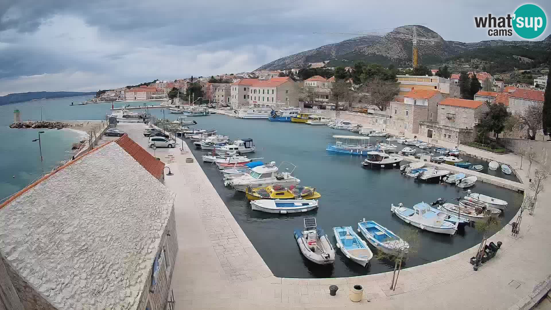 Webcam Bol Harbour – Live View of Bol Riva & Marina