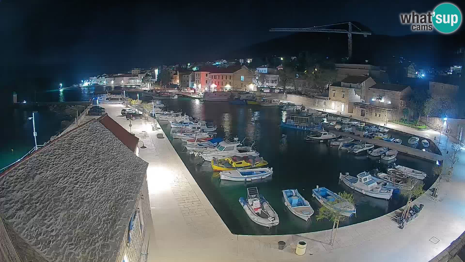 Webcam Bol Harbour – Live View of Bol Riva & Marina