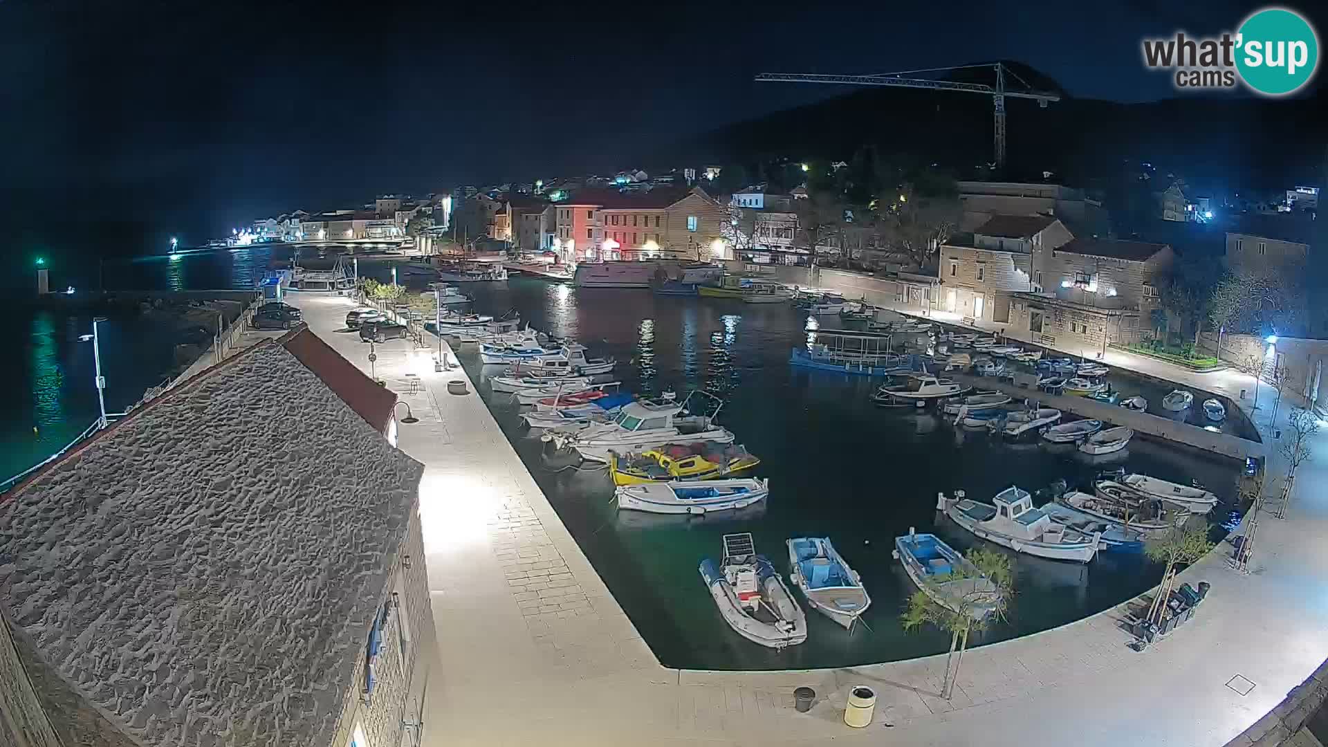 Webcam Bol Harbour – Live View of Bol Riva & Marina