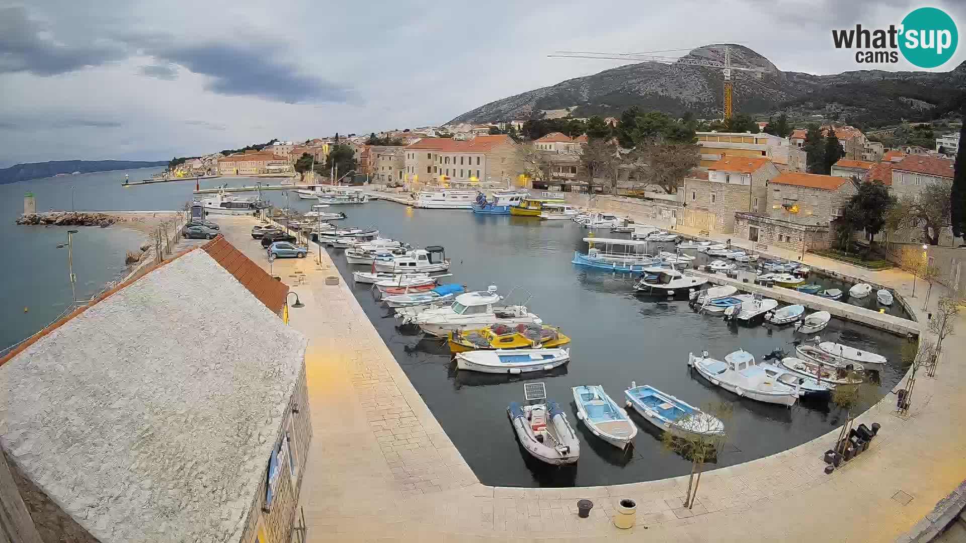 Webcam Bol Harbour – Live View of Bol Riva & Marina