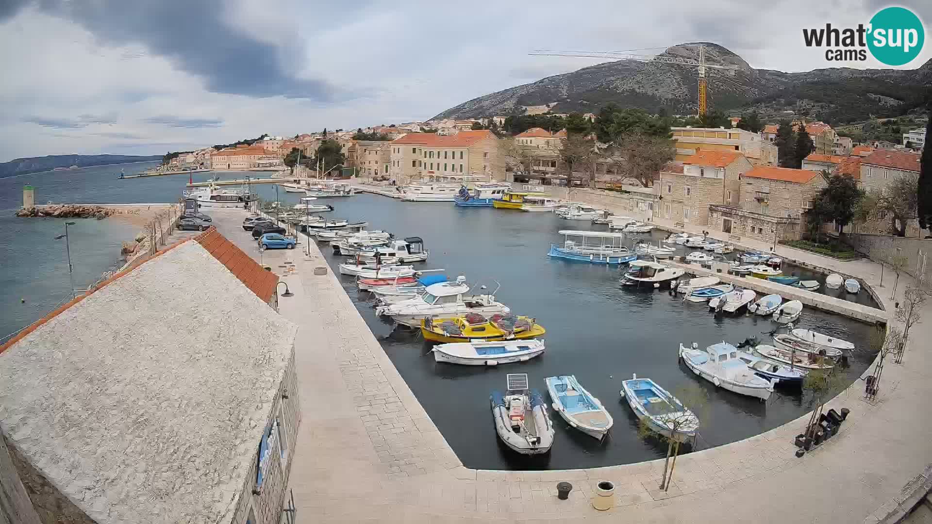 Webcam Bol Harbour – Live View of Bol Riva & Marina