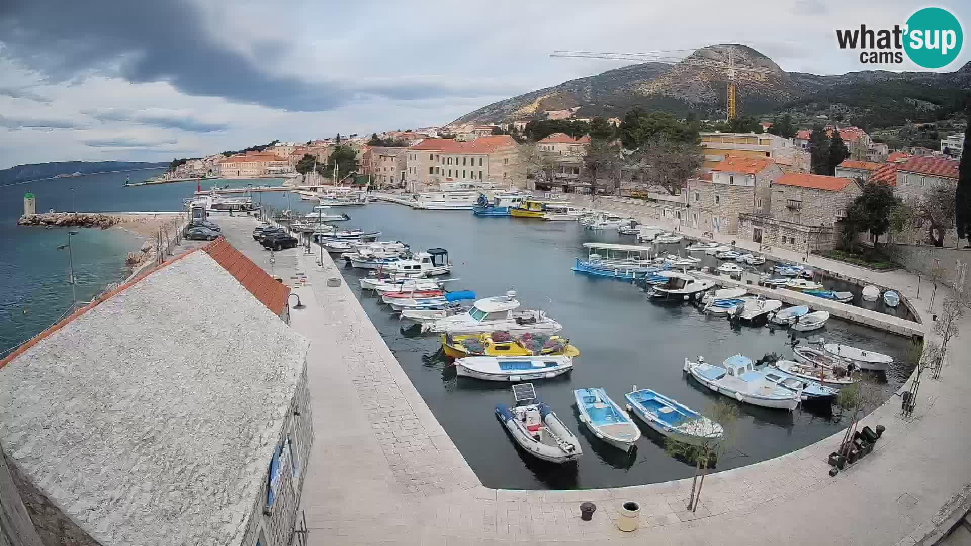 Webcam Bol Harbour – Live View of Bol Riva & Marina