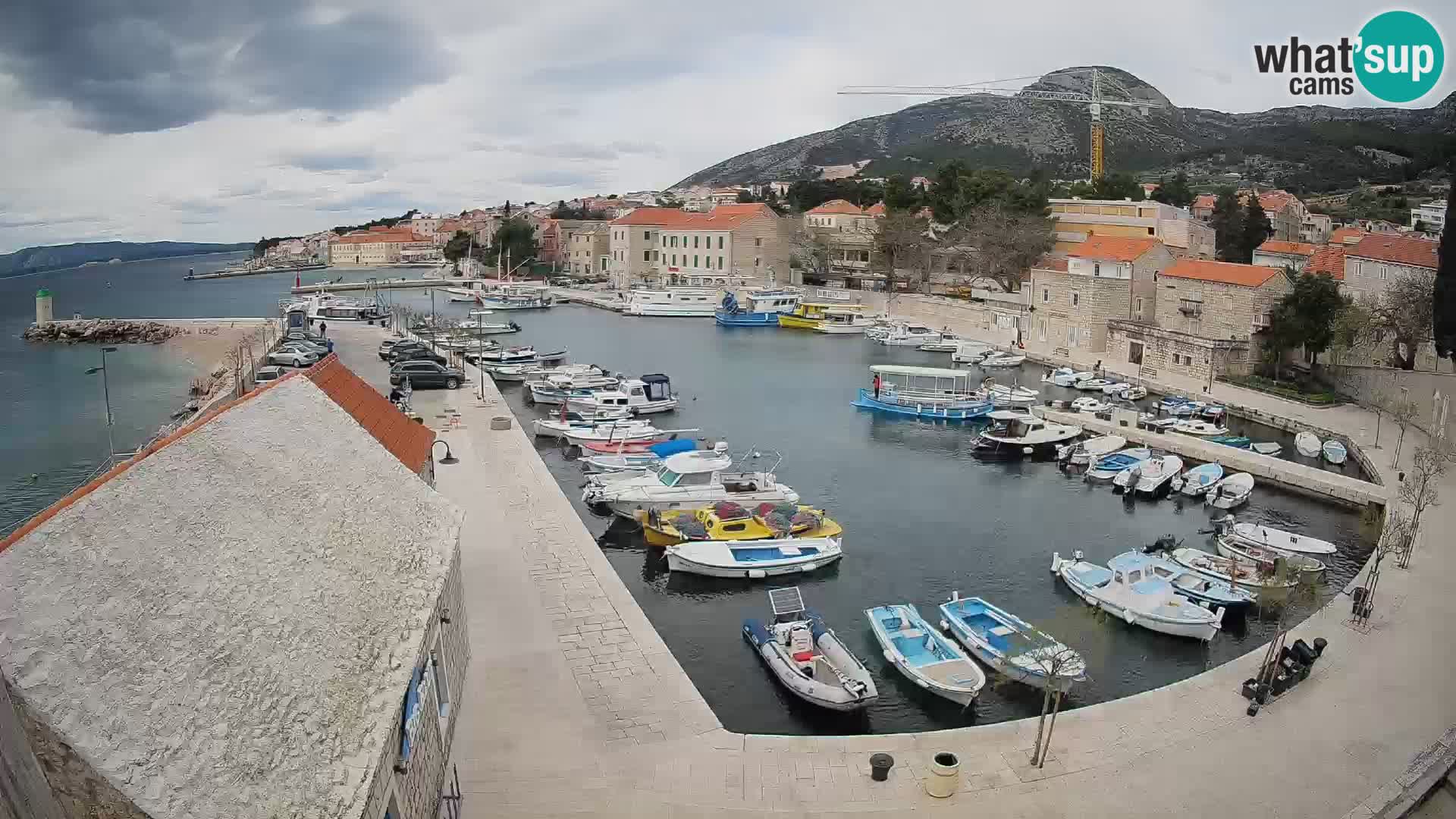 Webcam Bol Harbour – Live View of Bol Riva & Marina
