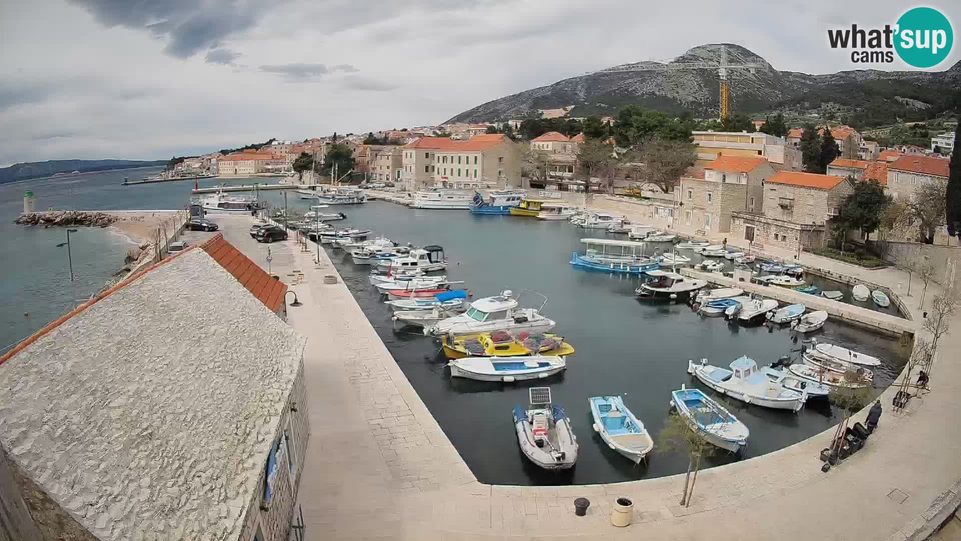 Webcam Bol Harbour – Live View of Bol Riva & Marina