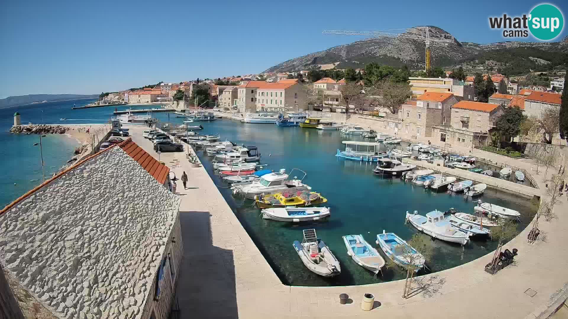 Webcam Bol Harbour – Live View of Bol Riva & Marina