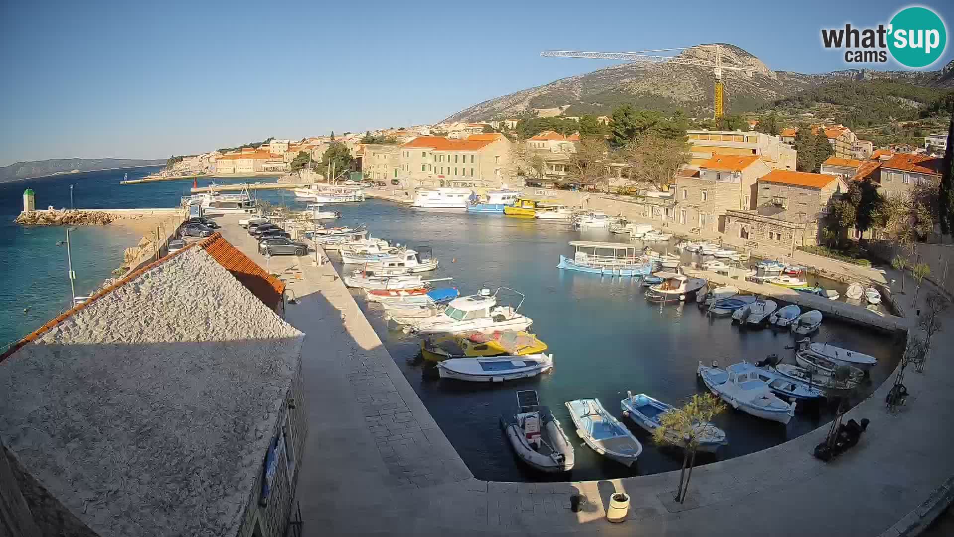 Webcam Bol Harbour – Live View of Bol Riva & Marina