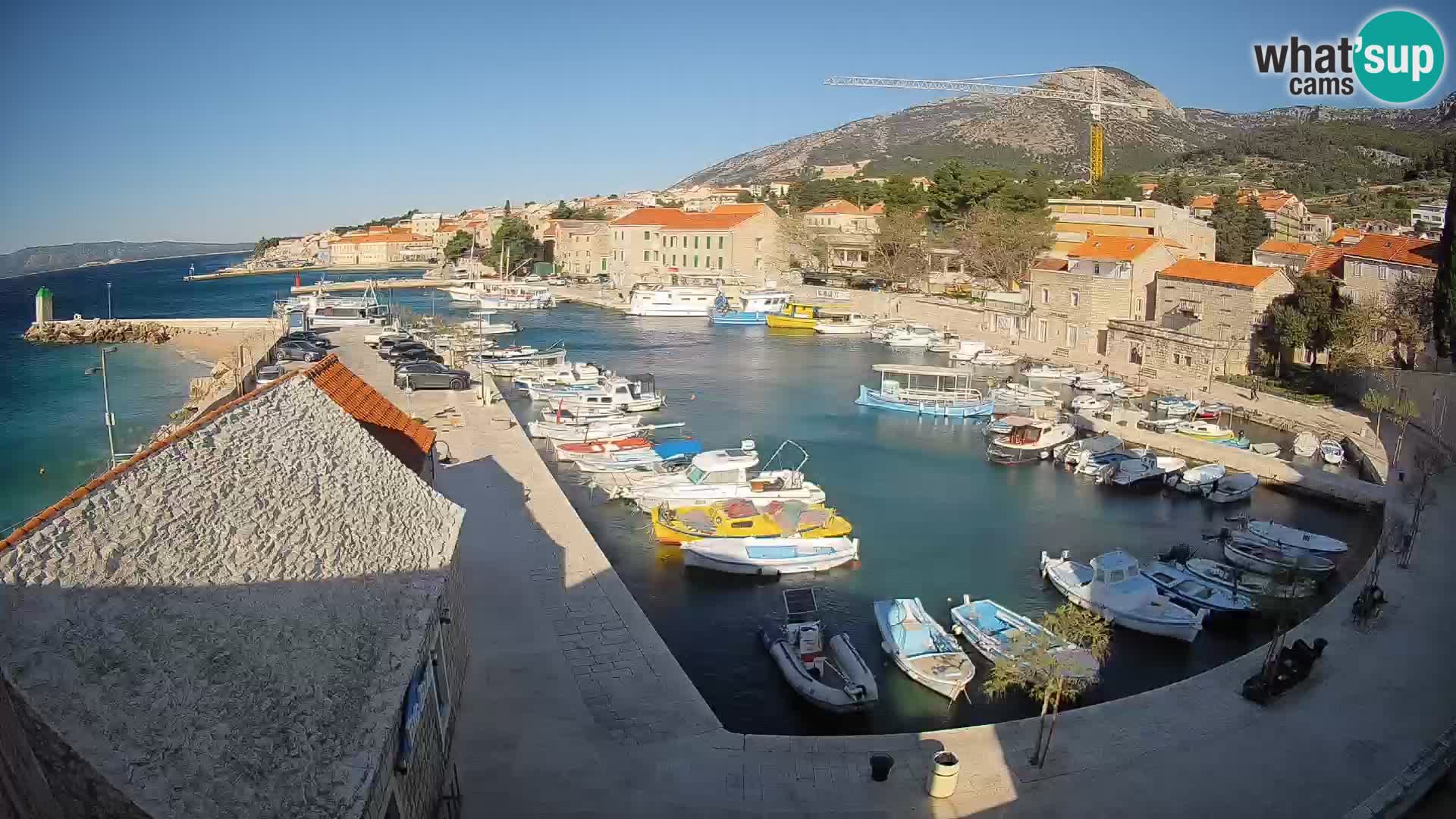Webcam Bol Harbour – Live View of Bol Riva & Marina