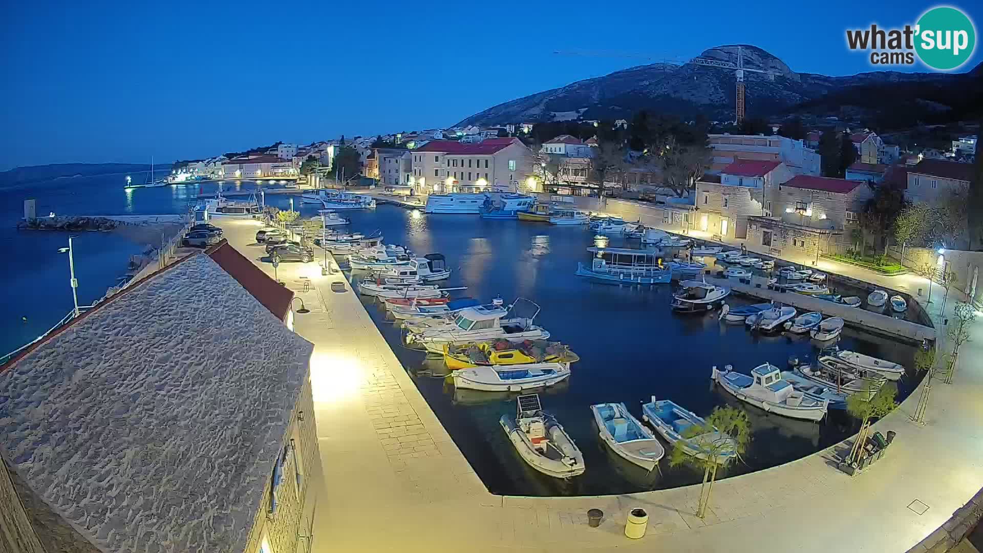 Webcam Bol Harbour – Live View of Bol Riva & Marina