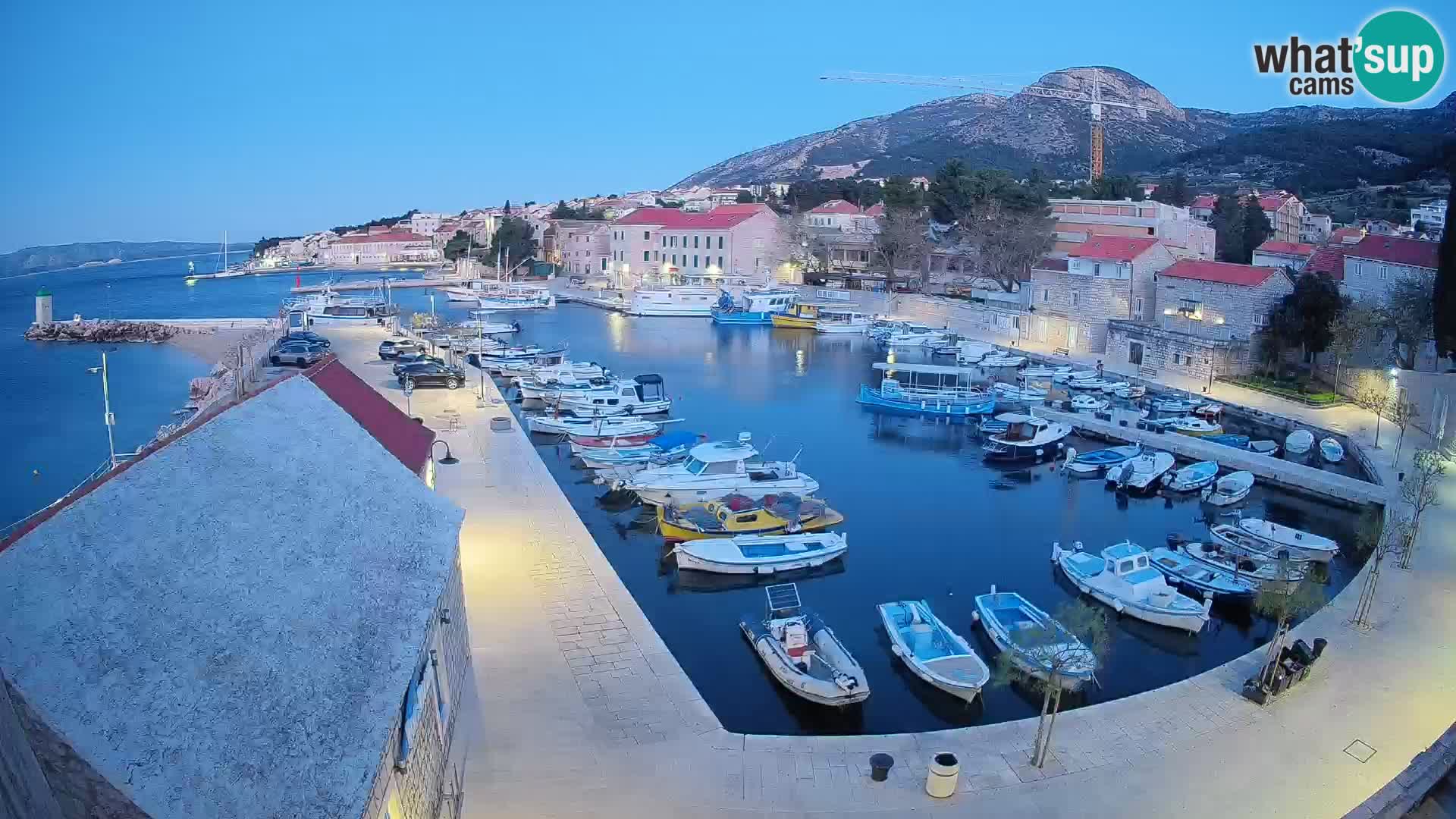 Webcam Bol Hafen – Liveblick auf Bol Riva & Marina