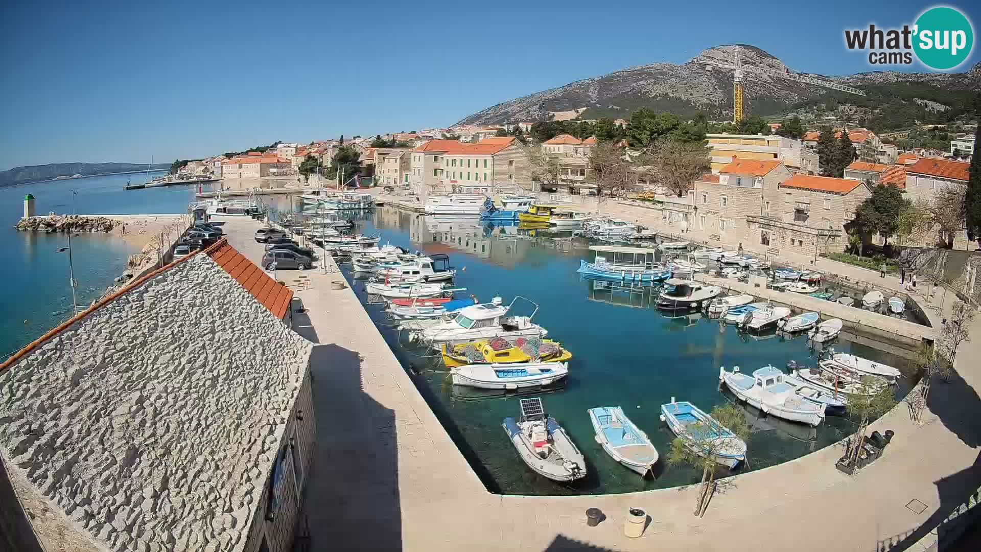 Webcam Bol Harbour – Live View of Bol Riva & Marina