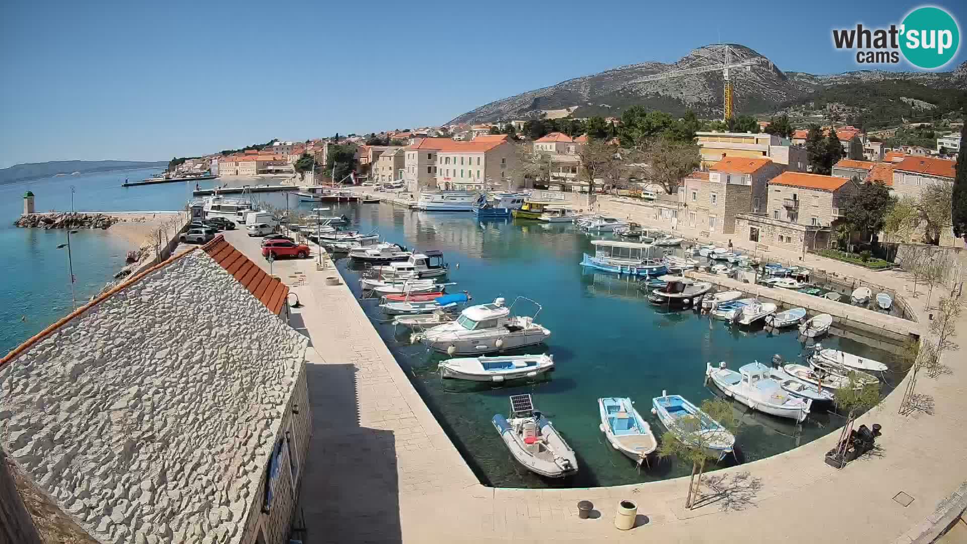 Webcam Bol Harbour – Live View of Bol Riva & Marina