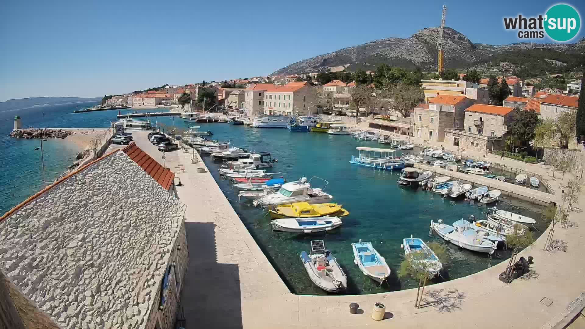 Webcam Bol Harbour – Live View of Bol Riva & Marina