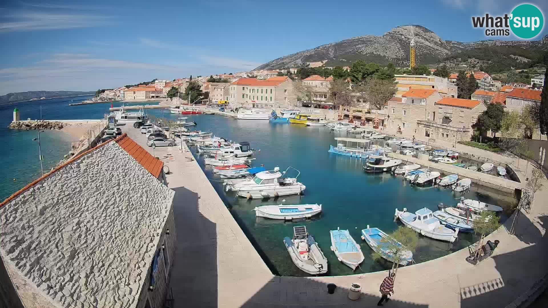Webcam Bol Harbour – Live View of Bol Riva & Marina