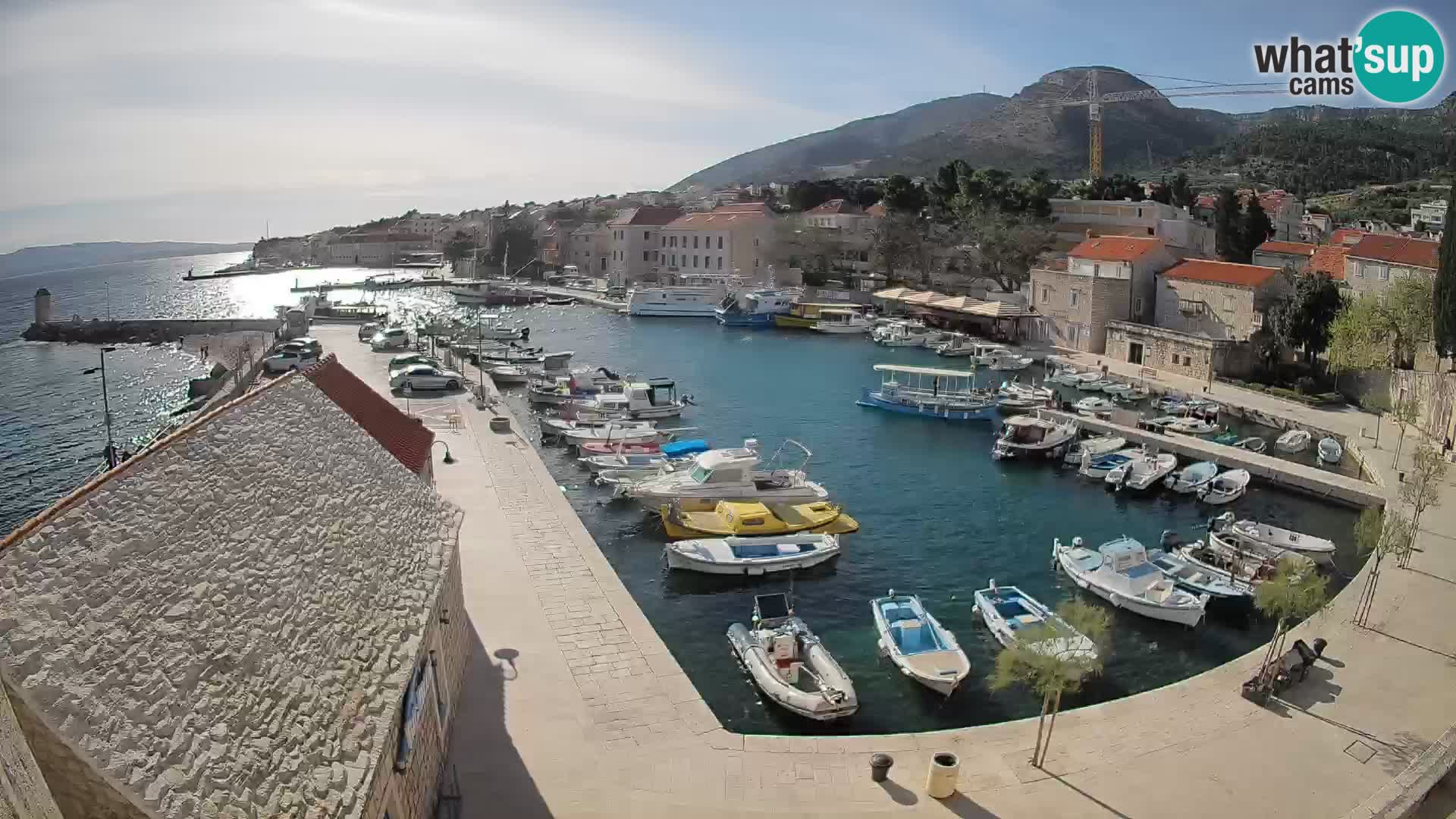 Webcam Bol Harbour – Live View of Bol Riva & Marina