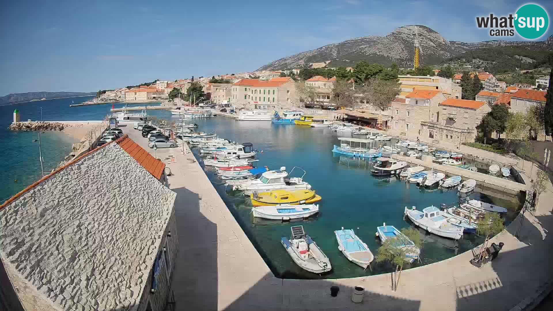 Webcam Bol Harbour – Live View of Bol Riva & Marina