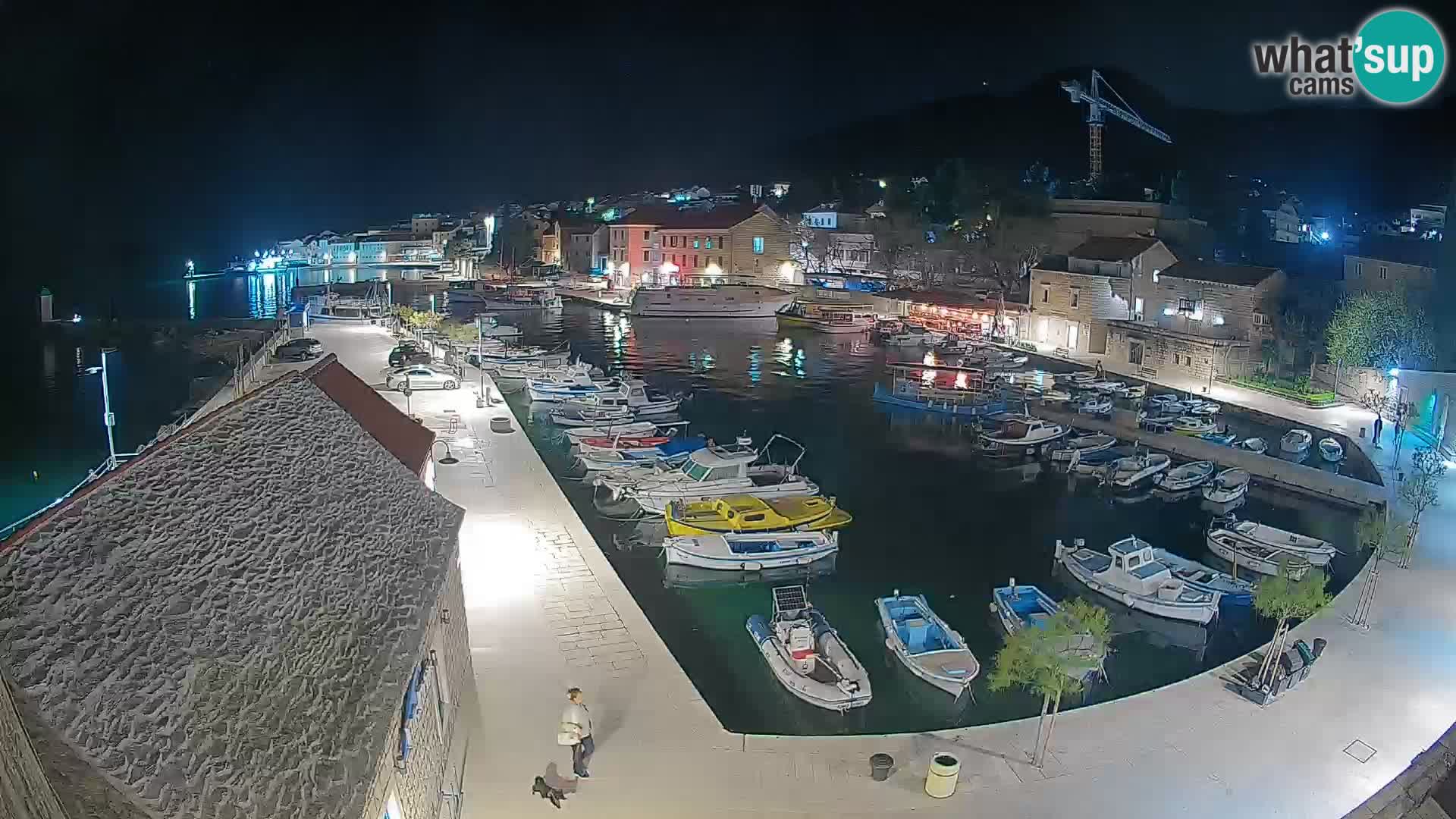 Webcam Bol Harbour – Live View of Bol Riva & Marina