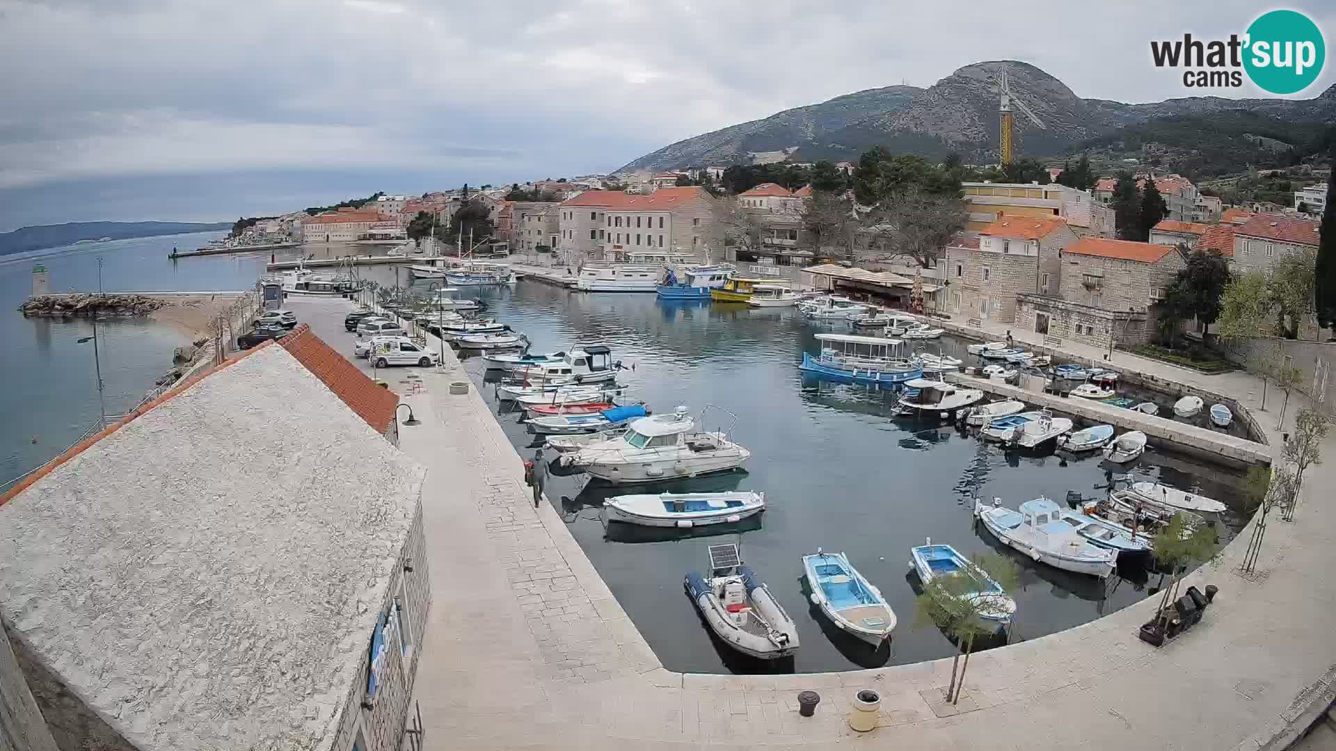Webcam Bol Harbour – Live View of Bol Riva & Marina