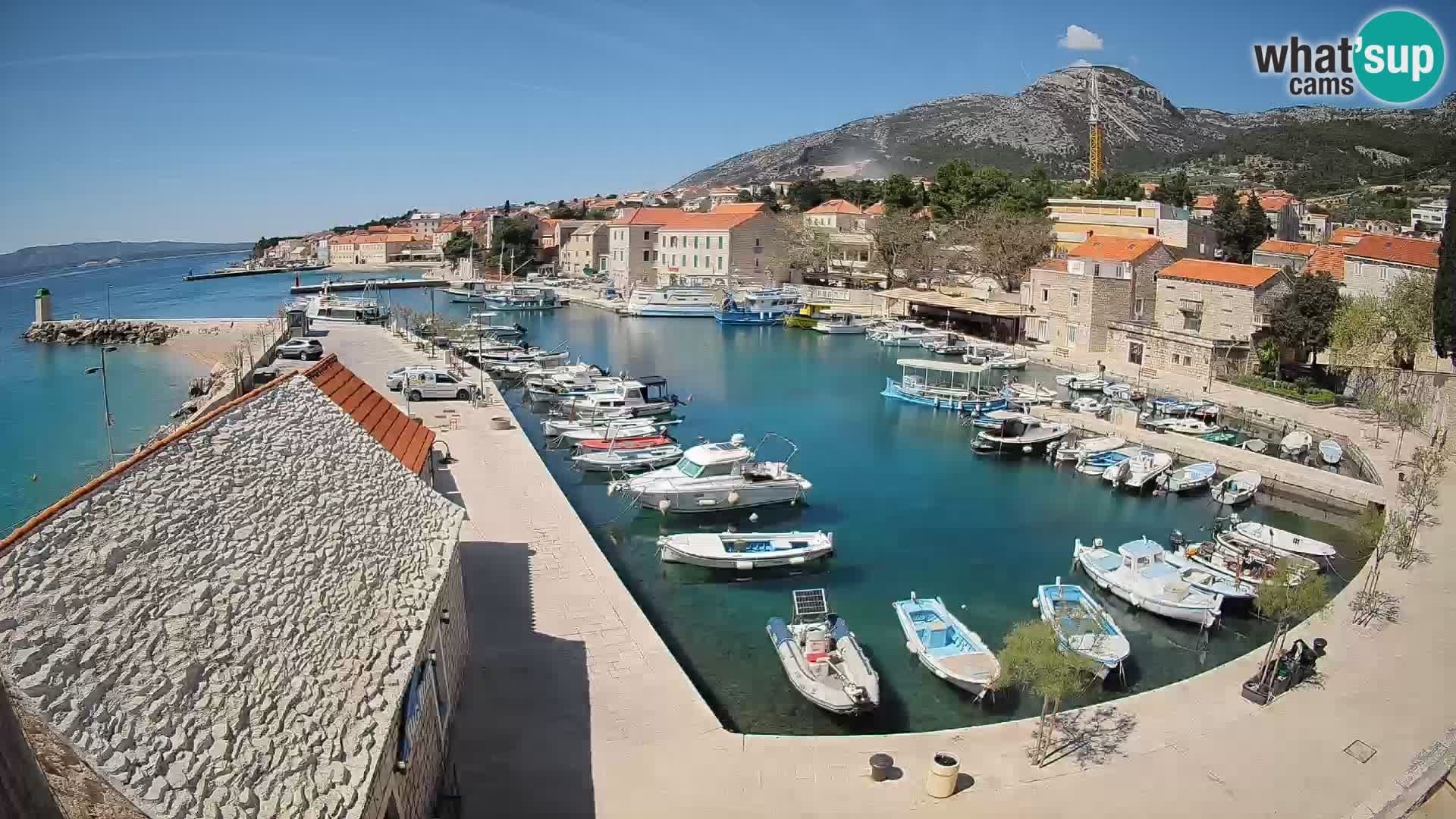 Webcam Bol Harbour – Live View of Bol Riva & Marina