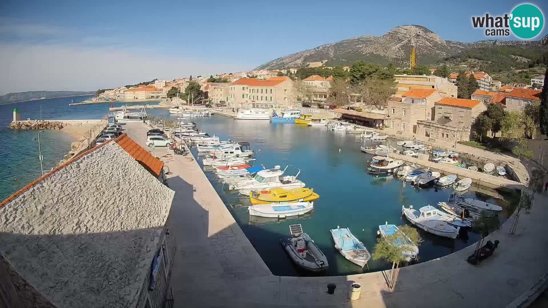 Webcam Bol Harbour – Live View of Bol Riva & Marina