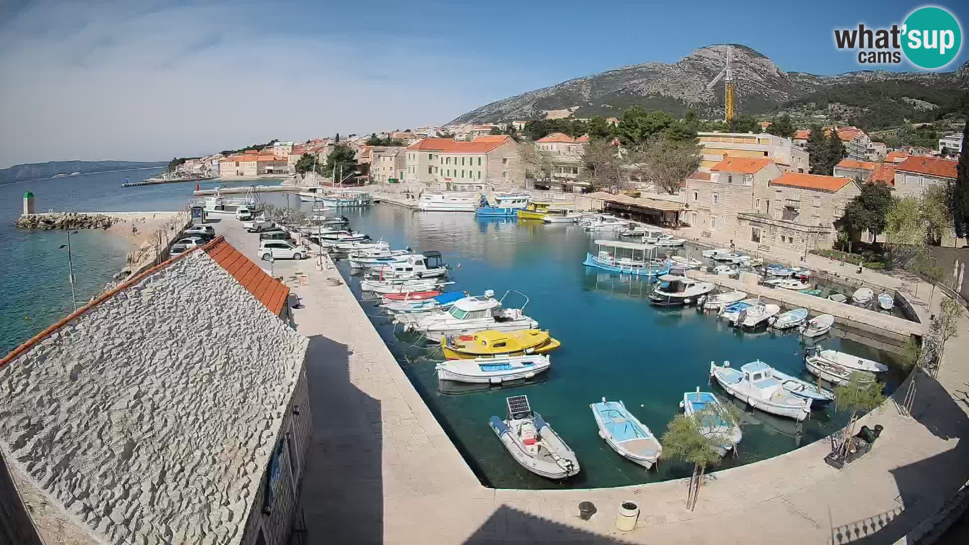 Webcam Bol Harbour – Live View of Bol Riva & Marina