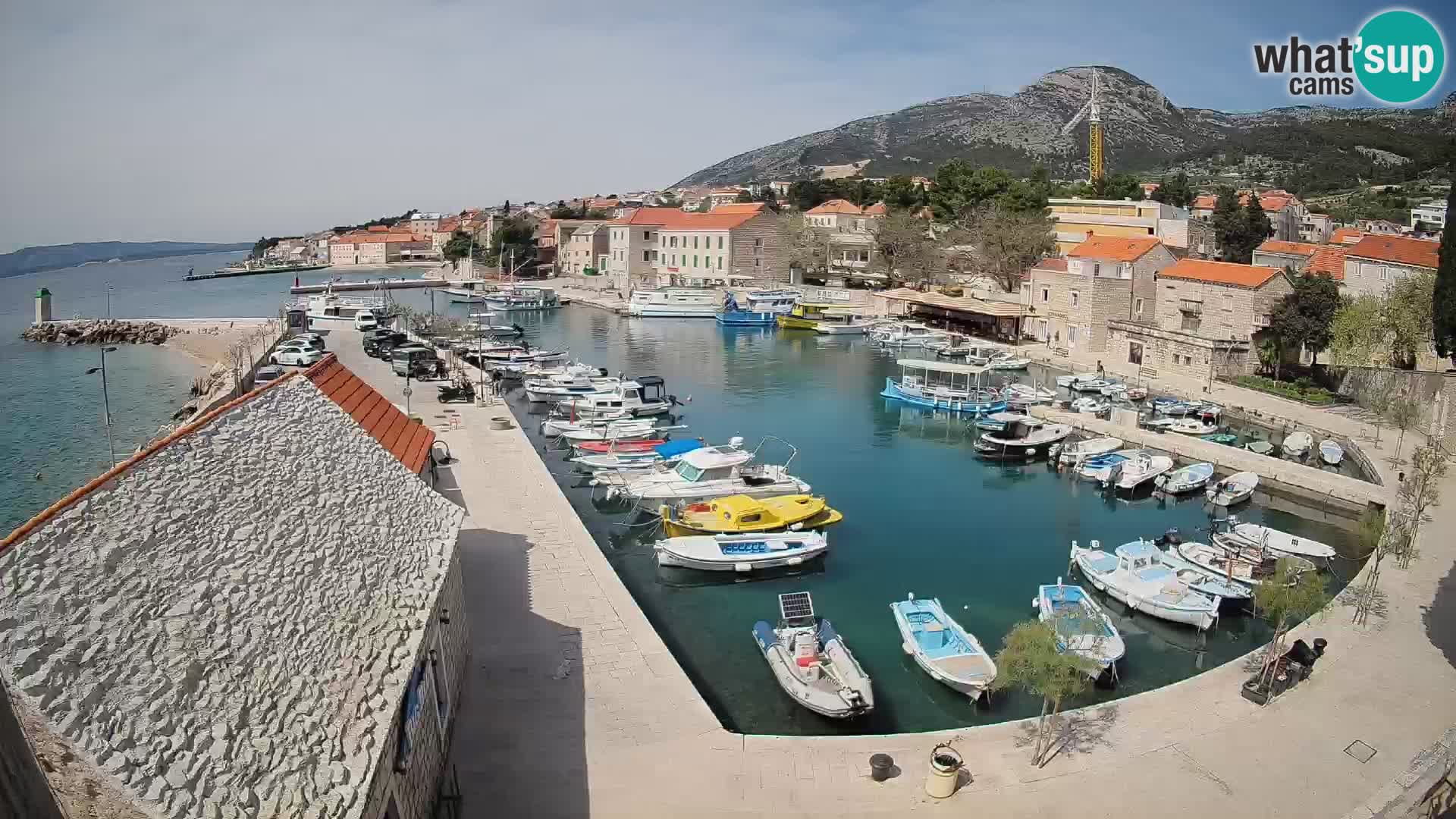 Webcam Bol Harbour – Live View of Bol Riva & Marina