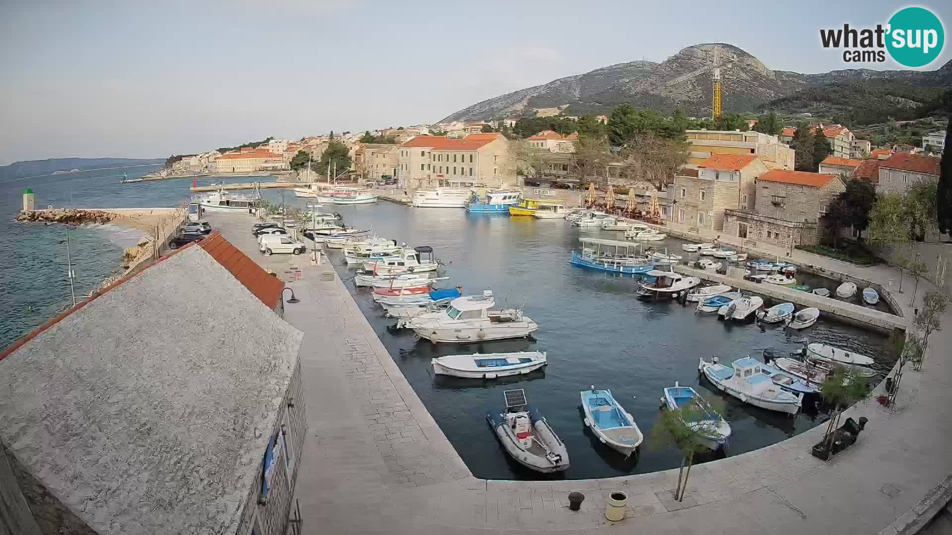 Webcam Bol Harbour – Live View of Bol Riva & Marina