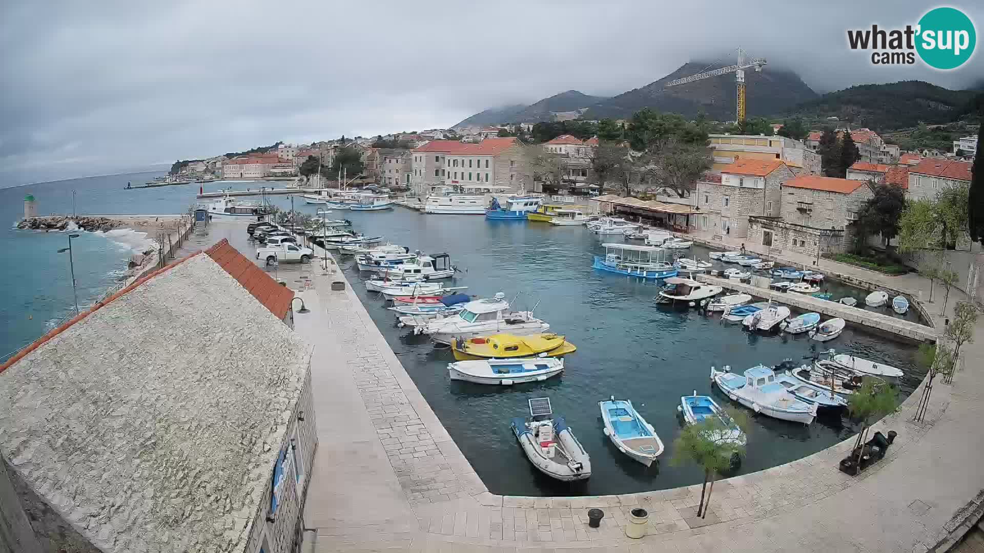 Webcam Bol Harbour – Live View of Bol Riva & Marina