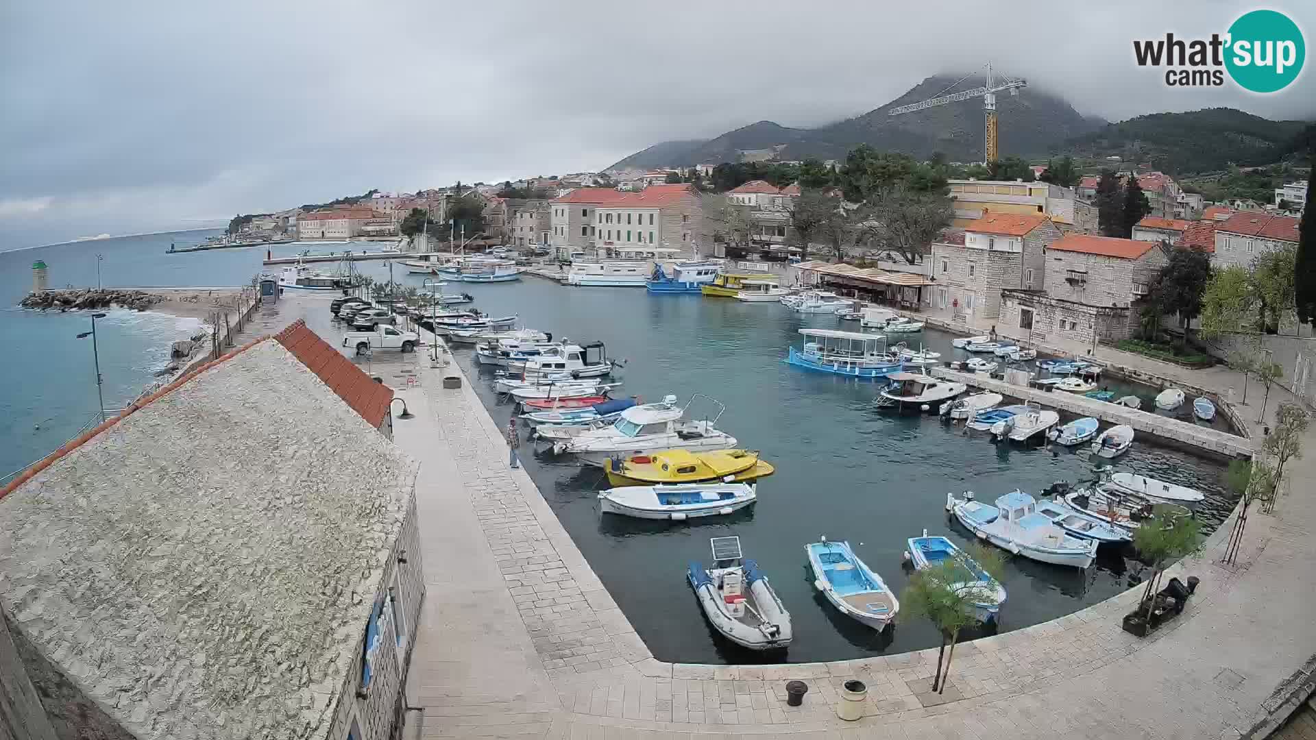 Webcam Bol Harbour – Live View of Bol Riva & Marina