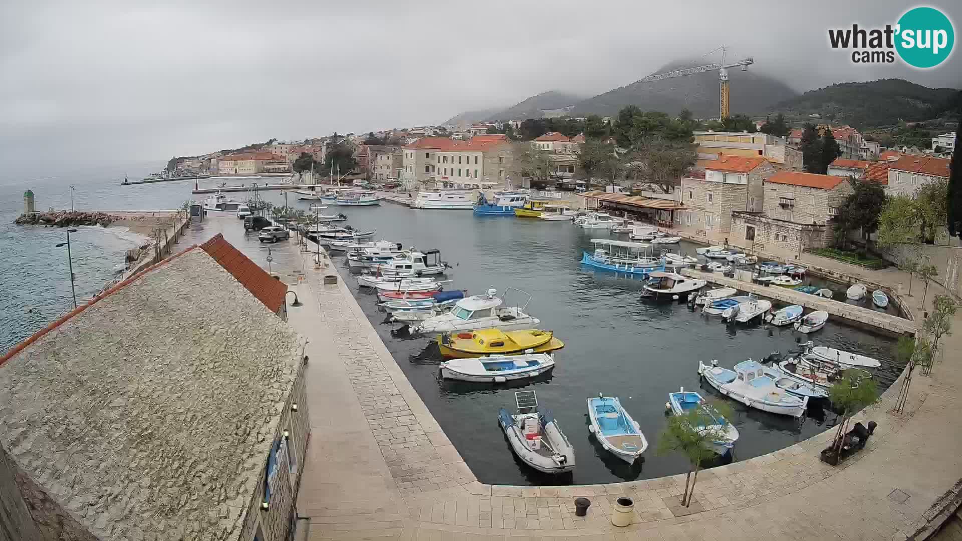 Webcam Bol Harbour – Live View of Bol Riva & Marina