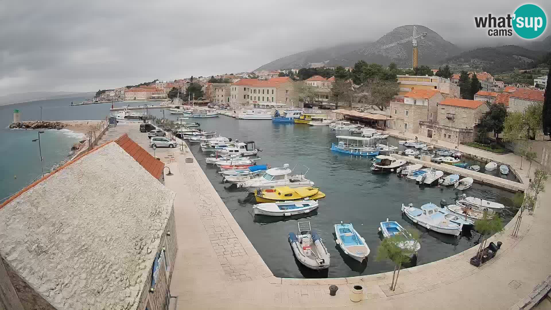 Webcam Bol Hafen – Liveblick auf Bol Riva & Marina