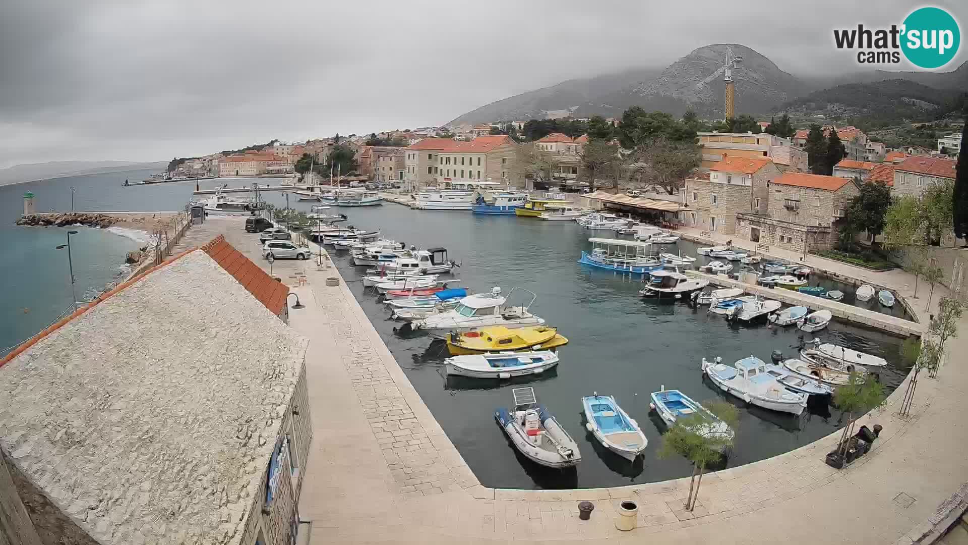Webcam Bol Harbour – Live View of Bol Riva & Marina