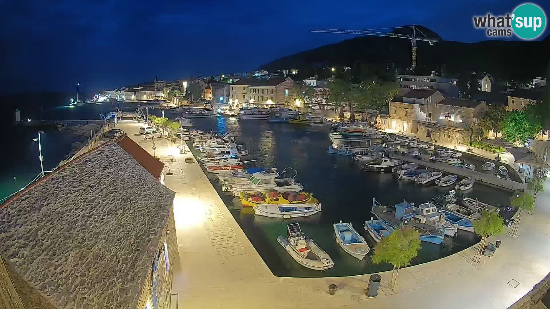 Webcam Bol Hafen – Liveblick auf Bol Riva & Marina