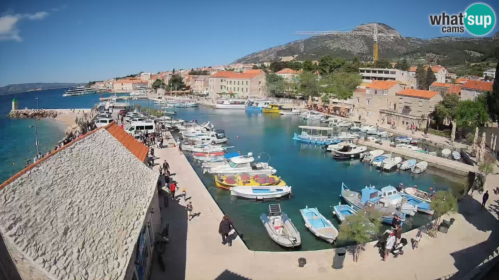 Webcam Bol Harbour – Live View of Bol Riva & Marina