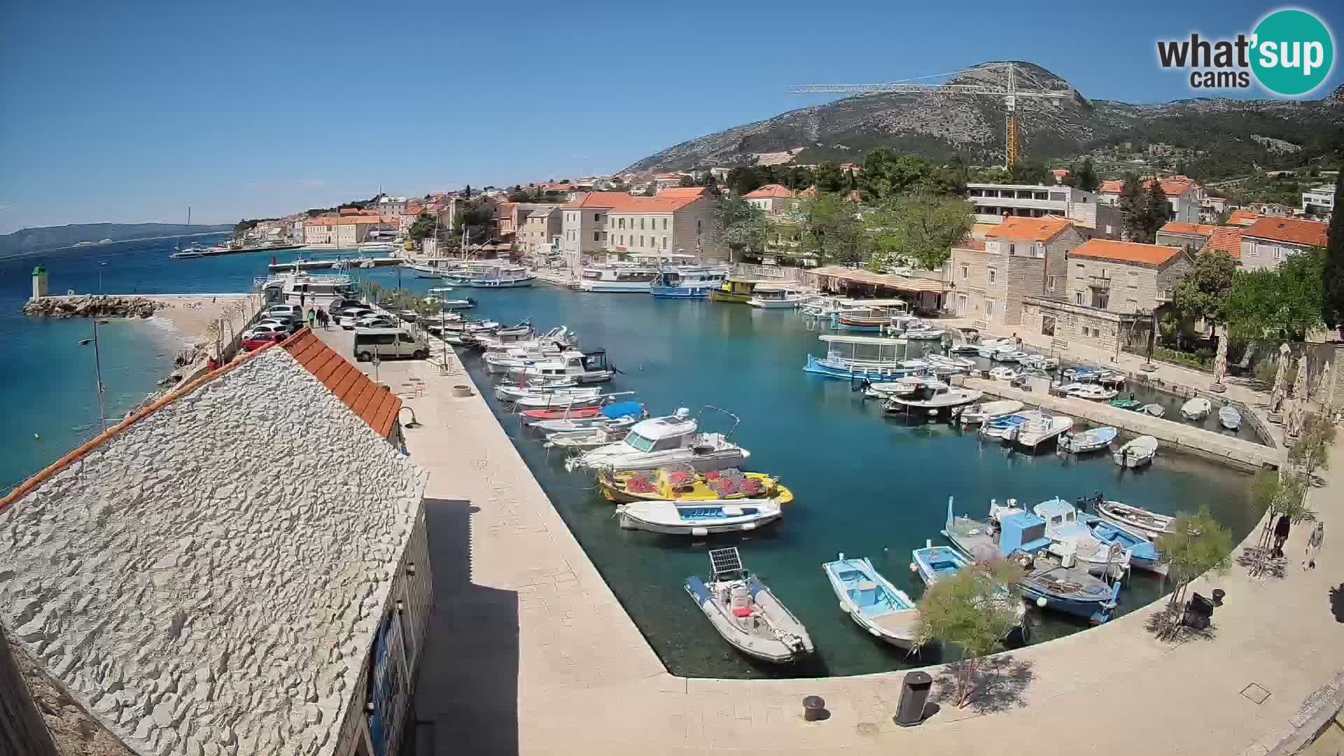 Webcam Bol Harbour – Live View of Bol Riva & Marina