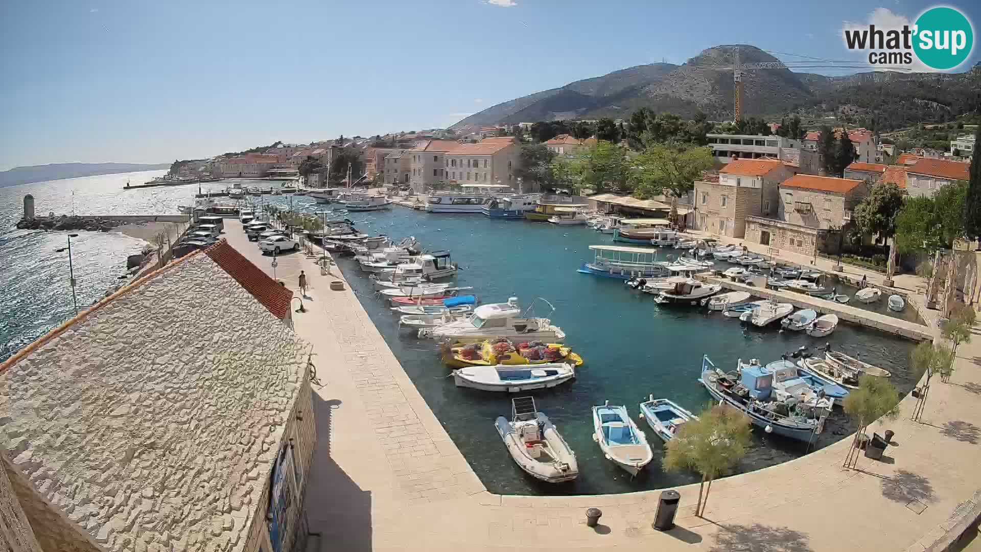 Webcam Bol Hafen – Liveblick auf Bol Riva & Marina