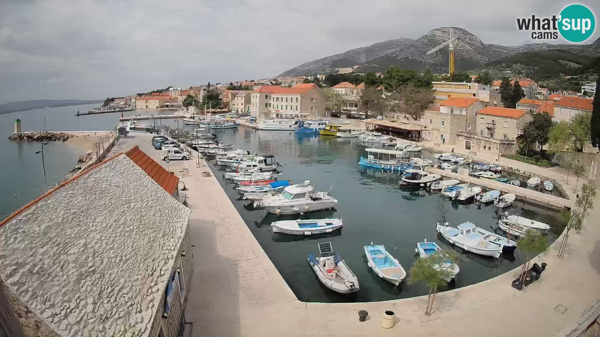 Webcam Bol Harbour – Live View of Bol Riva & Marina